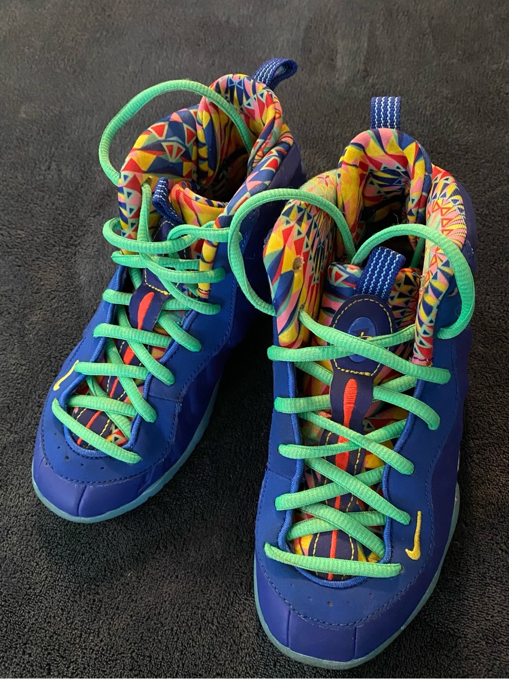 Nike Little Posite One GS Kaleidoscope High-Top Sneakers with Neon Green Laces